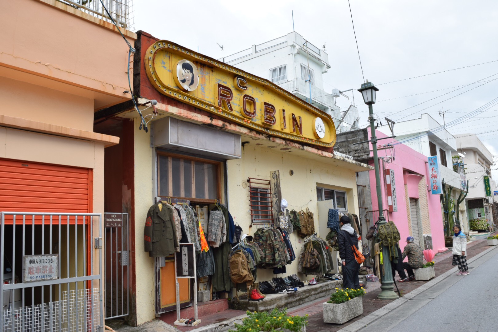 沖縄観光おすすめはここ！アメリカンな街、金武町＆コザを歩いてみる！